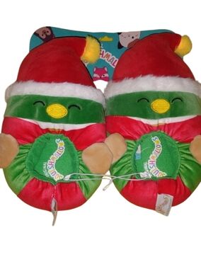 Squishmallows Red, Green & White Elf Plush Slippers Sz 2-3